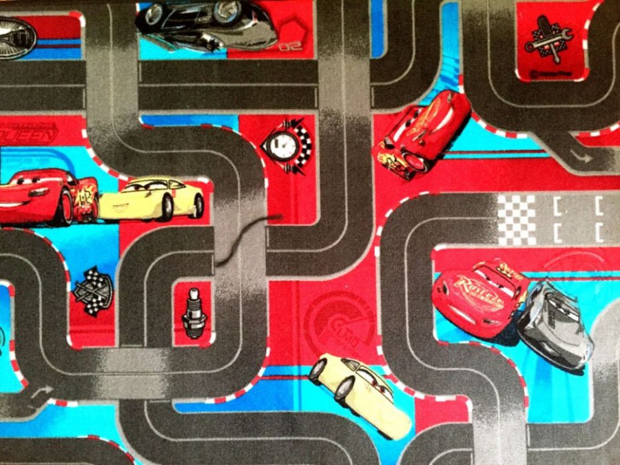 Dětský koberec Cars 3, rozměry 200 x 200 cm